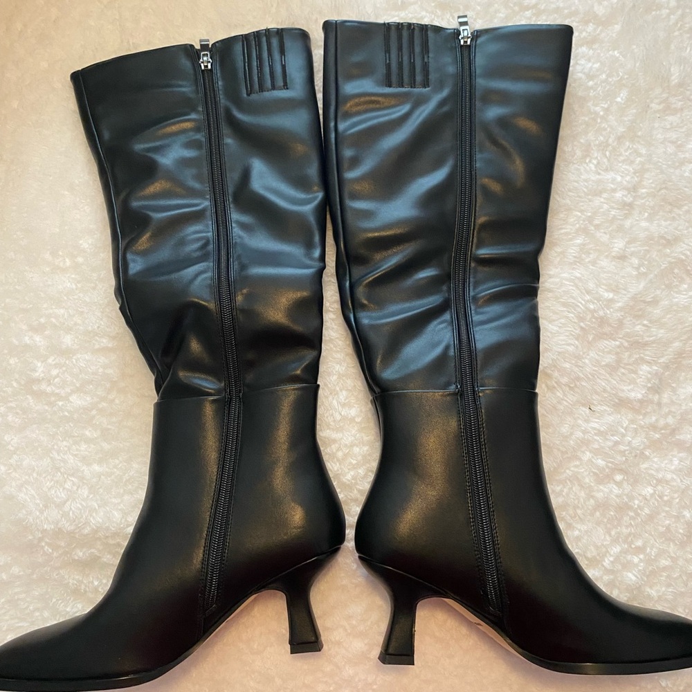 Vomira Black Knee-High Boots w/ Pointed Toe,kitten heel,Wide calf boot,2.76”heel